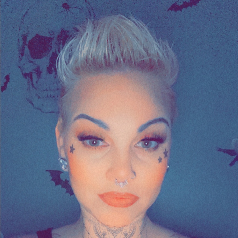 Meet your Posher, Bat